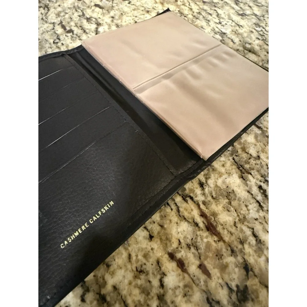 Cashmere Calfskin Men's Bi‎ Fold Black Wallet